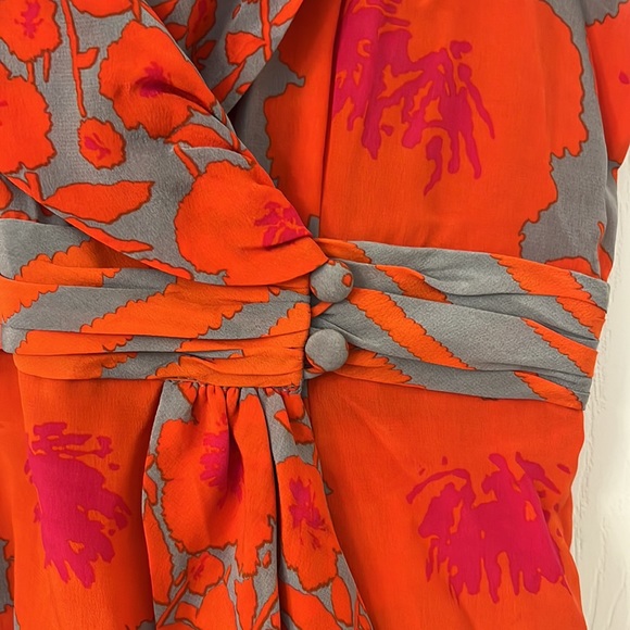 Nanette Lapore silk blouse size 4 - Picture 3 of 5